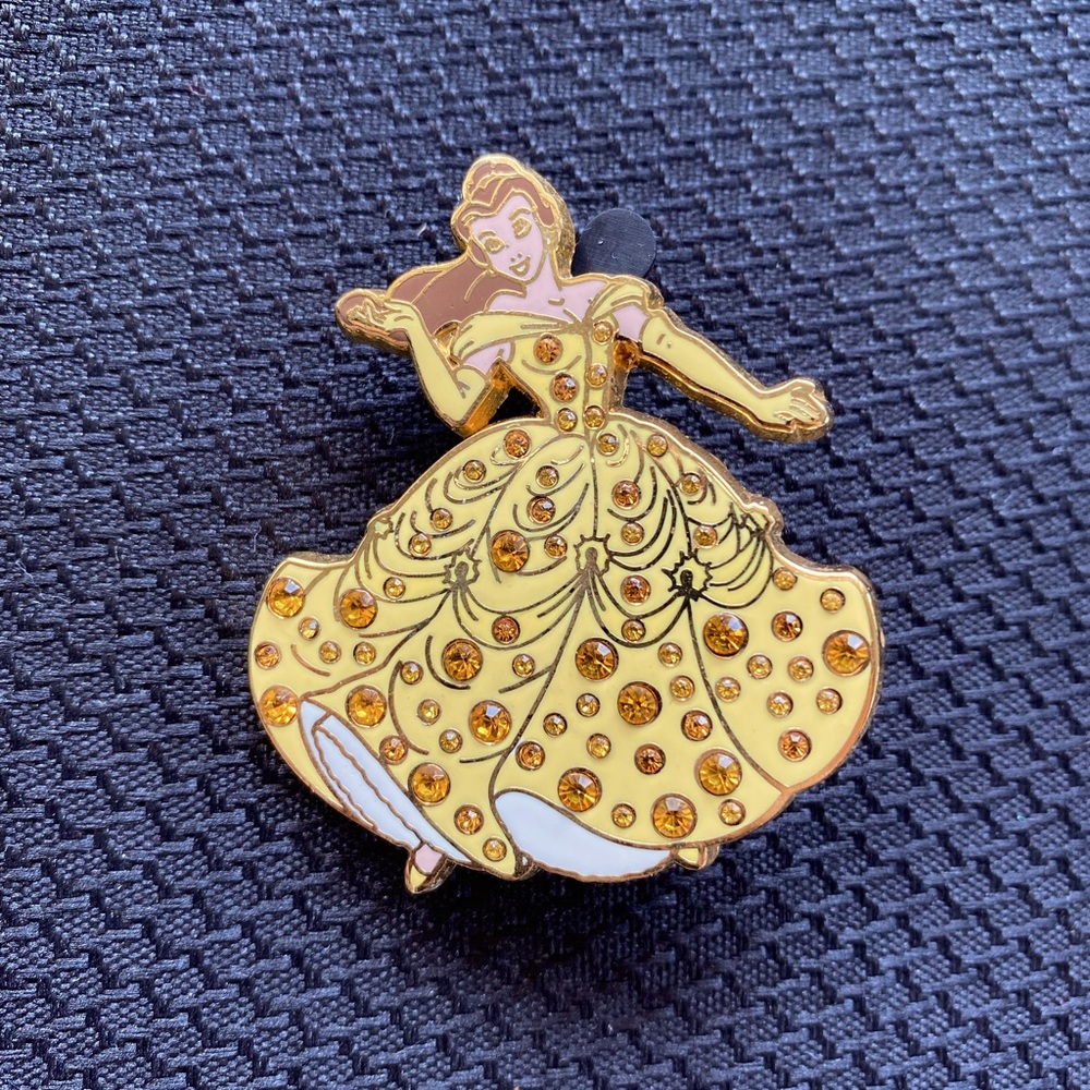 Belle with gems 2005 release pin